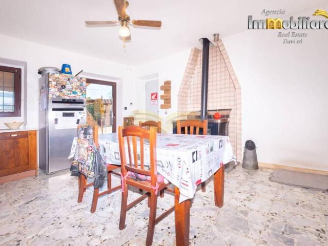 Casa indipendente in vendita a Rivarone AL