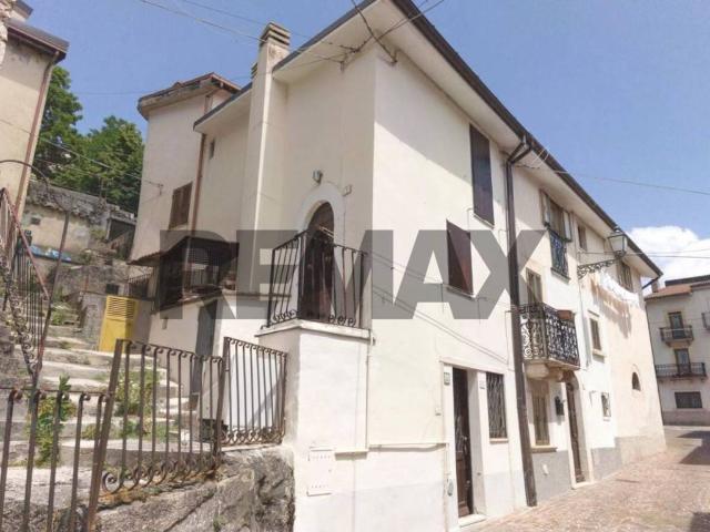 Casa indipendente in vendita a Rivisondoli AQ