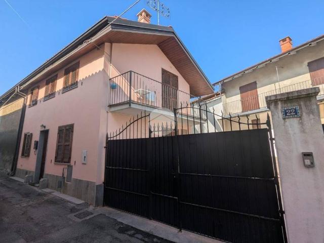 Casa indipendente in vendita a Rivoli TO
