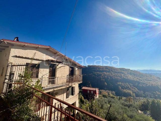 Casa indipendente in vendita a Rieti via Giuseppe Garibaldi