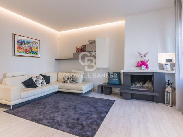 Casa indipendente in vendita a Rimini, Rivazzurra