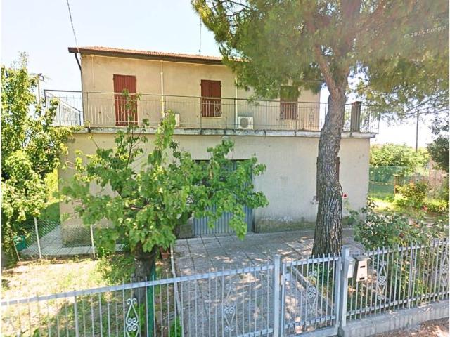 Casa indipendente in vendita a Rimini RN