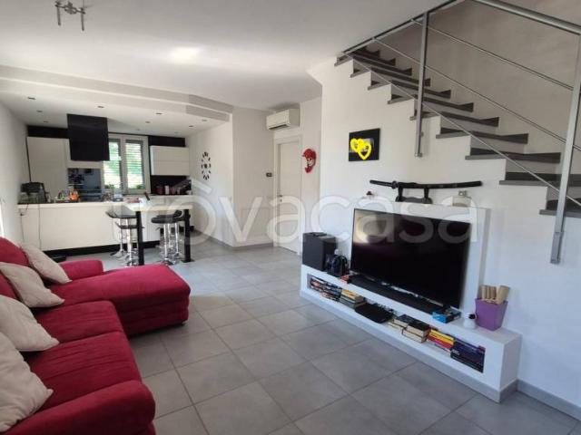 Casa indipendente in vendita a Rimini via Quartirolo, Vergiano