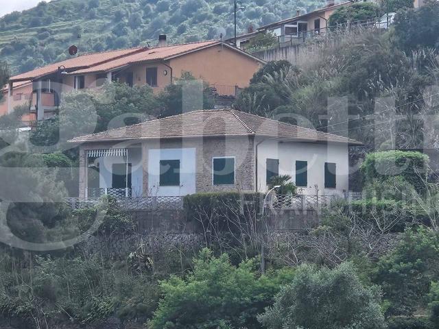 Casa indipendente in vendita a Rio