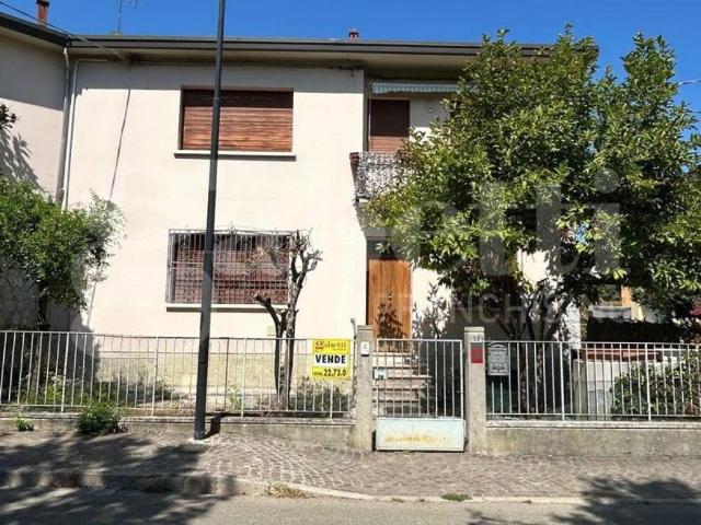 Casa indipendente in vendita a Riolo Terme RA