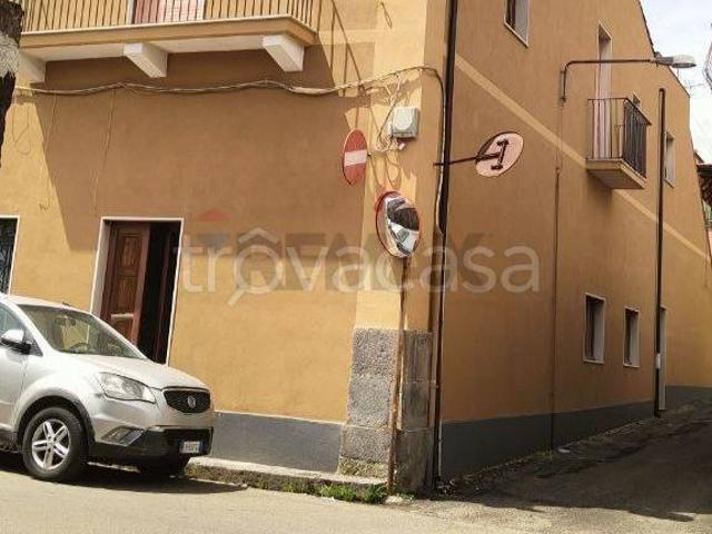 Casa indipendente in vendita a Riposto via Libertà, 57