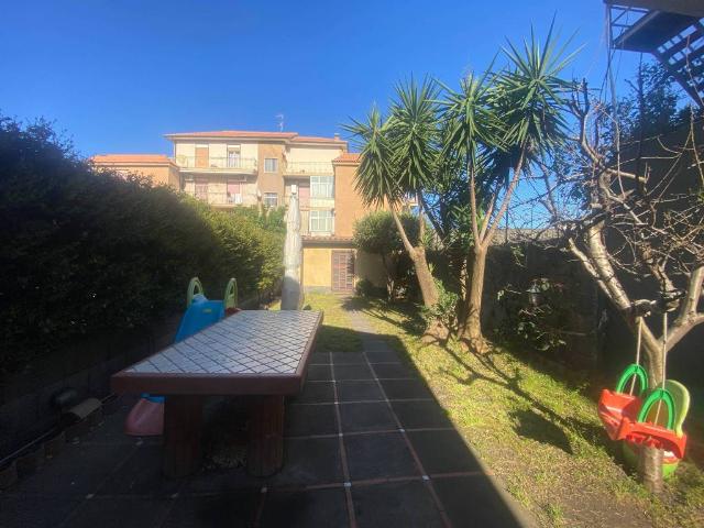 Casa indipendente in vendita a Riposto CT