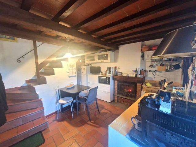 Casa indipendente in vendita a Rufina FI