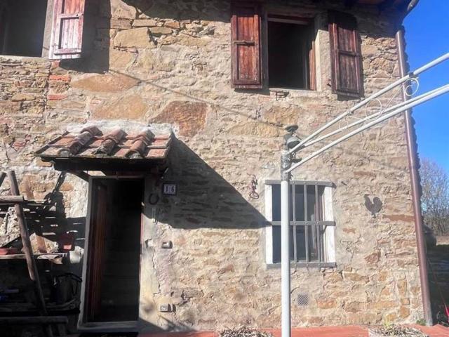 Casa indipendente in vendita a Rufina FI
