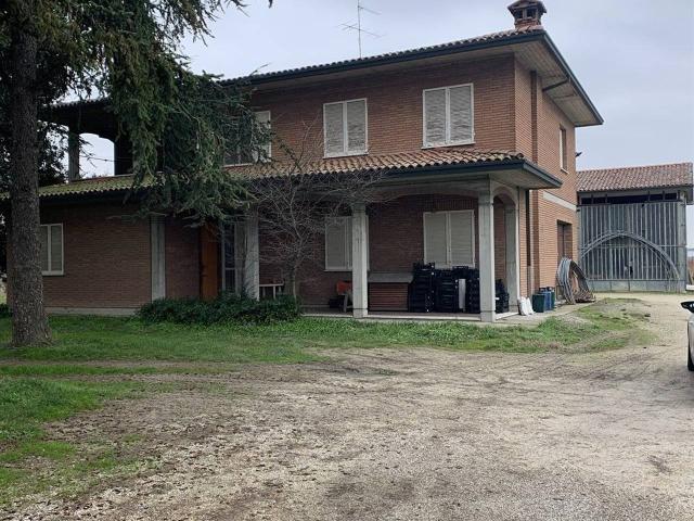 Casa indipendente in vendita a Russi