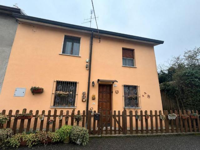 Casa indipendente in vendita a Russi RA