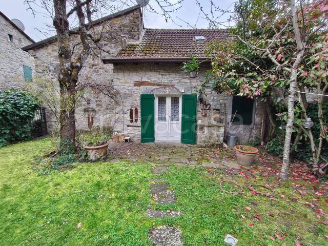 Casa indipendente in vendita a Toano via Roncaccio