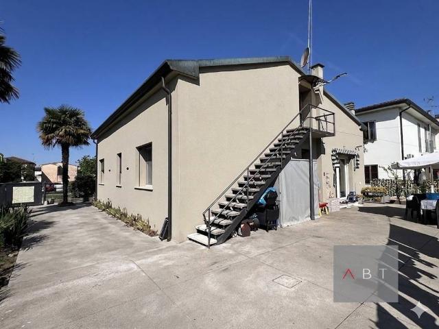 Casa indipendente in vendita a Tombolo PD
