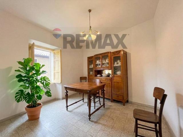 Casa indipendente in vendita a Tonara NU
