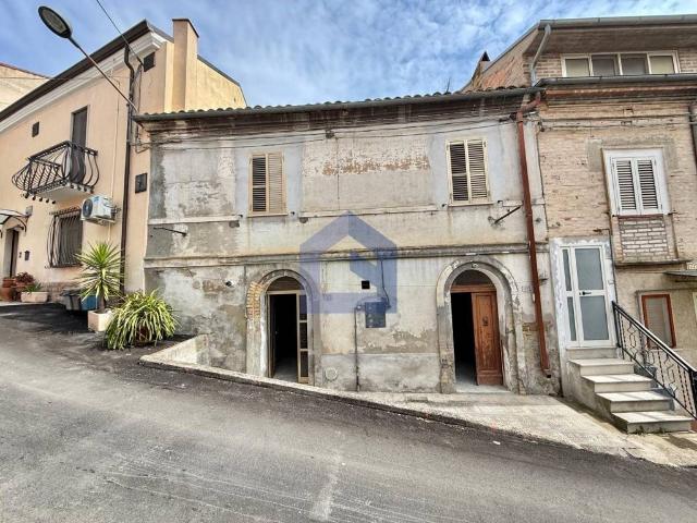 Casa indipendente in vendita a Torino di Sangro via dei Pozzi