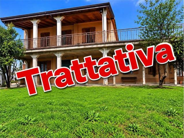 Casa indipendente in vendita a Torino di Sangro CH
