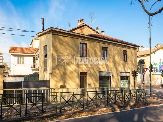 Casa indipendente in vendita a Torino TO