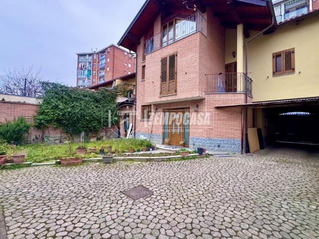 Casa indipendente in vendita a Torino