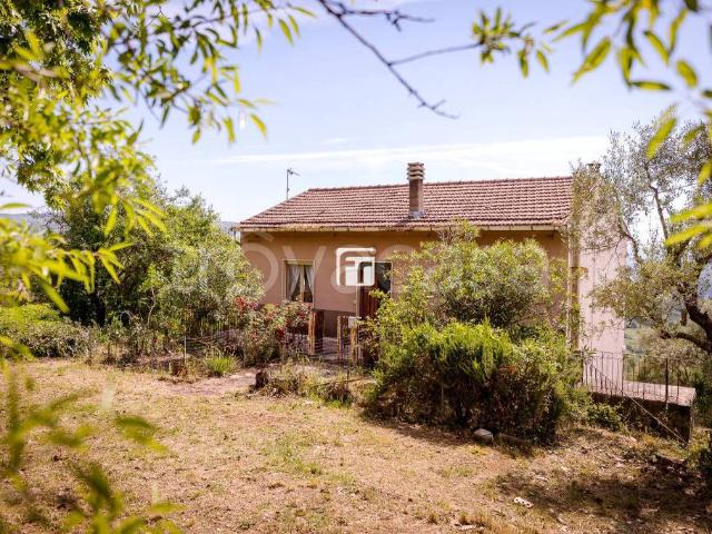 Casa indipendente in vendita a Toro