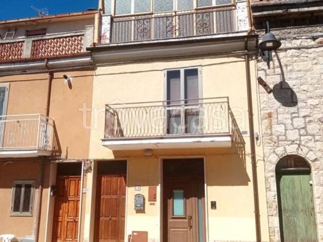 Casa indipendente in vendita a Toro viale s. Francesco, 58