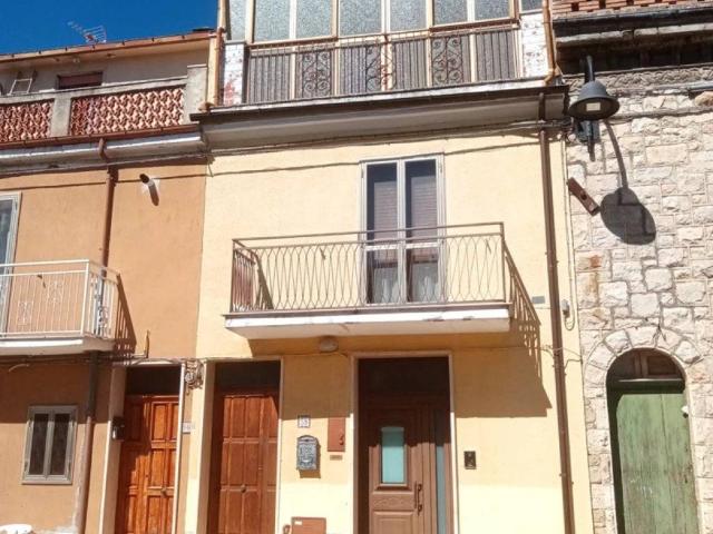 Casa indipendente in vendita a Toro CB