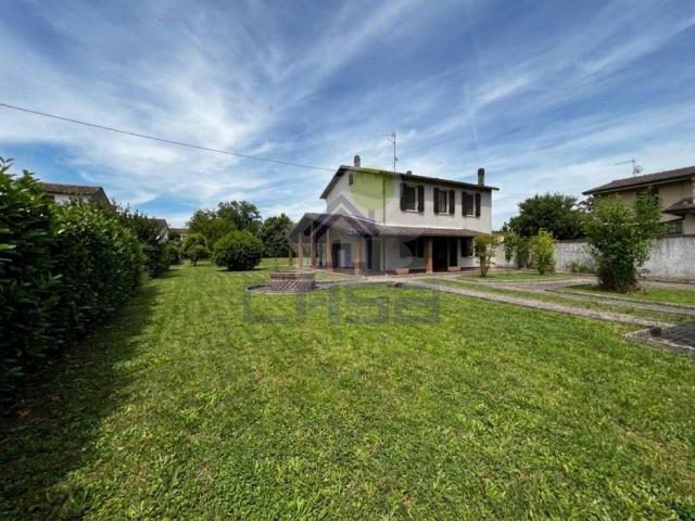 Casa indipendente in vendita a Tornata CR
