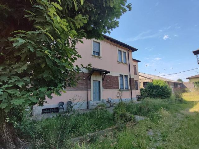 Casa indipendente in vendita a Torrevecchia Pia PV
