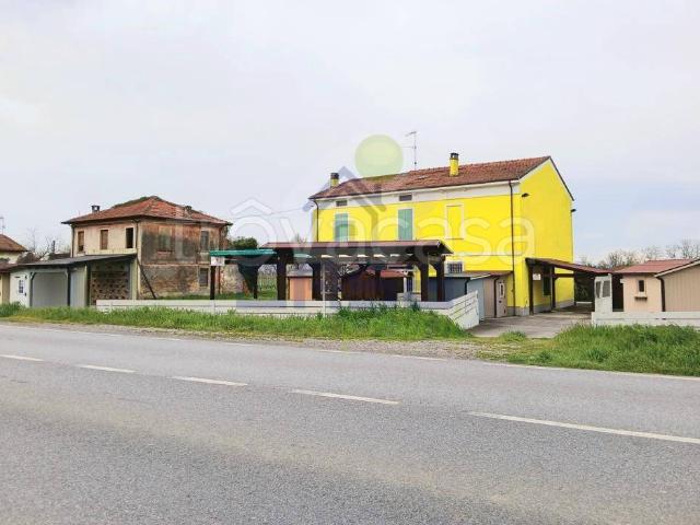 Casa indipendente in vendita a Torre de' Picenardi via Mantova, 7