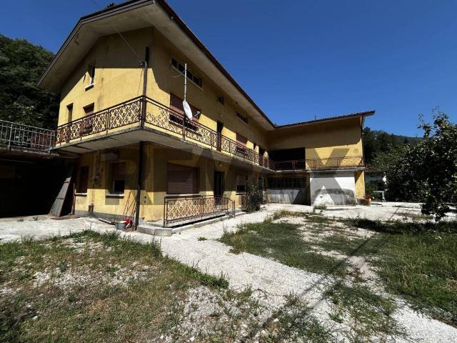 Casa indipendente in vendita a Torreano UD
