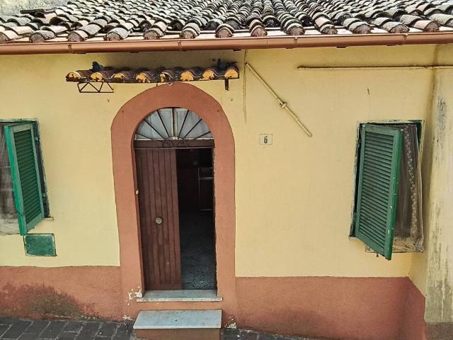 Casa indipendente in vendita a Torrita Tiberina RM