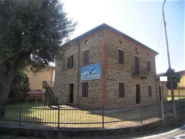 Casa indipendente in vendita a Torrita di Siena SI