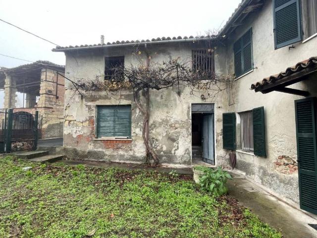 Casa indipendente in vendita a Tortona AL