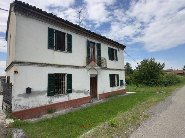 Casa indipendente in vendita a Tortona AL