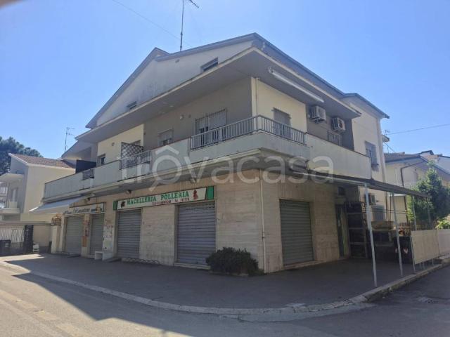 Casa indipendente in vendita a Tortoreto, Tortoreto Lido