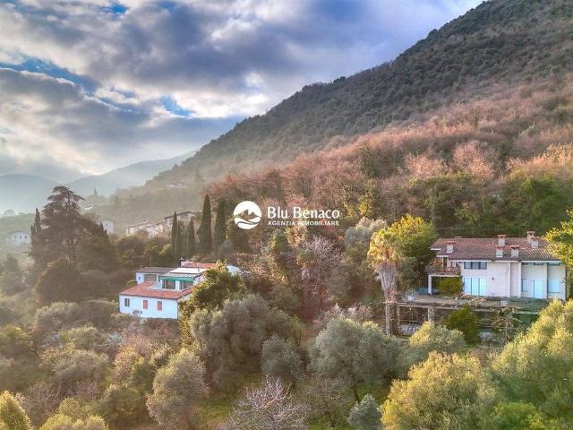 Casa indipendente in vendita a Toscolano Maderno BS