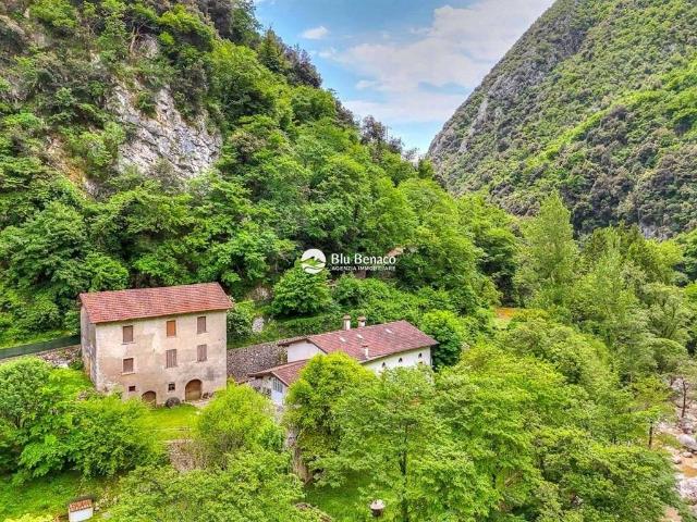 Casa indipendente in vendita a Toscolano Maderno BS