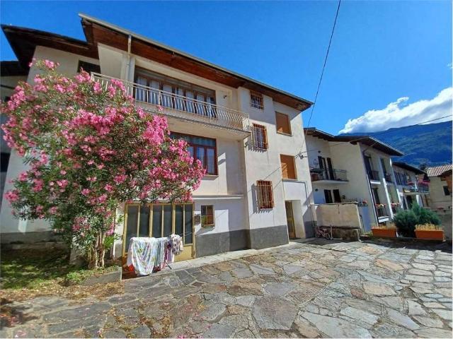 Casa indipendente in vendita a Tavagnasco TO
