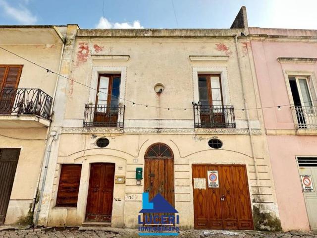 Casa indipendente in vendita a Taviano LE