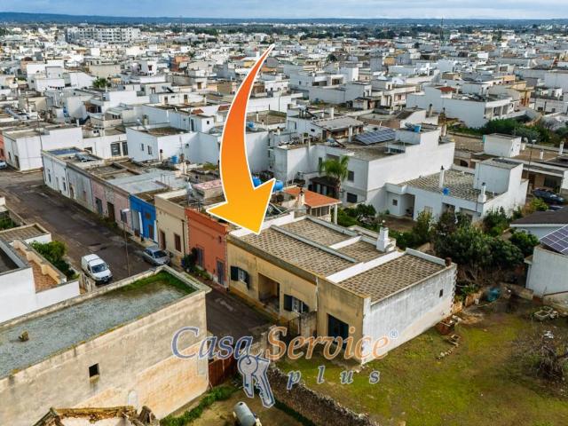 Casa indipendente in vendita a Taviano LE