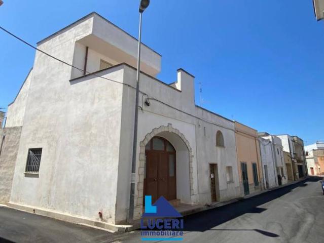 Casa indipendente in vendita a Taviano LE