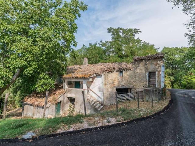 Casa indipendente in vendita a Tavoleto PU