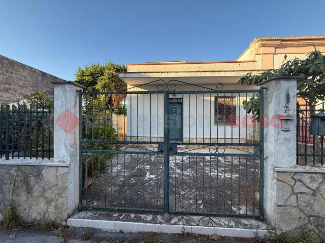 Casa indipendente in vendita a Taranto TA