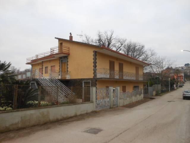 Casa indipendente in vendita a Teano CE