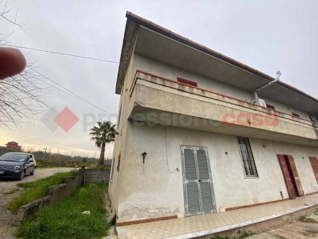 Casa indipendente in vendita a Teano CE