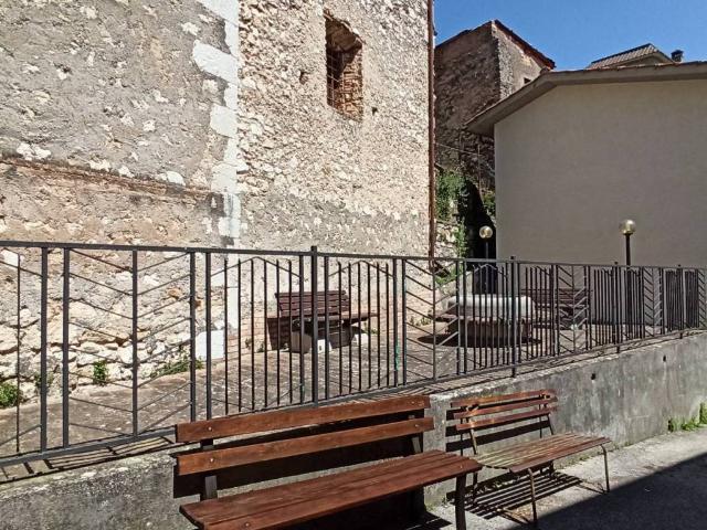 Casa indipendente in vendita a Terni TR