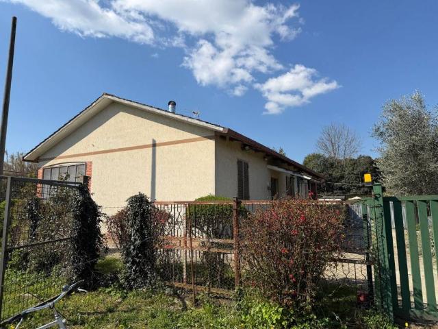 Casa indipendente in vendita a Terni TR