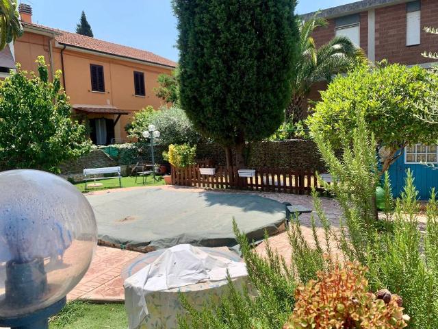 Casa indipendente in vendita a Terni TR