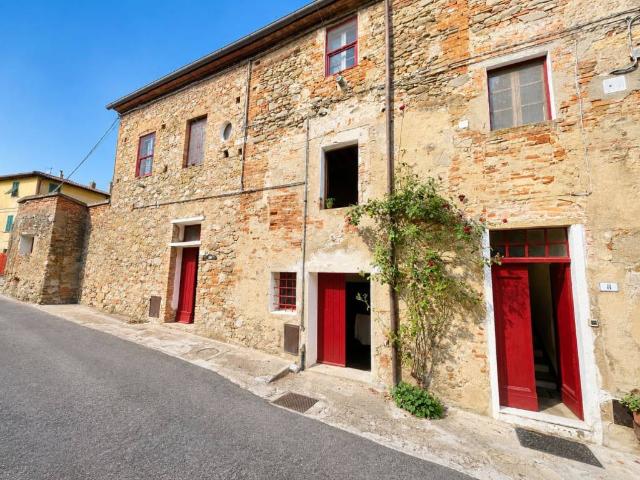 Casa indipendente in vendita a Terricciola PI