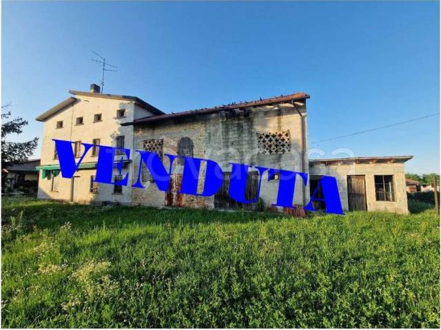 Casa indipendente in vendita a Tiezzo, Azzano Decimo