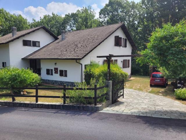 Casa indipendente in vendita a Tiglieto GE